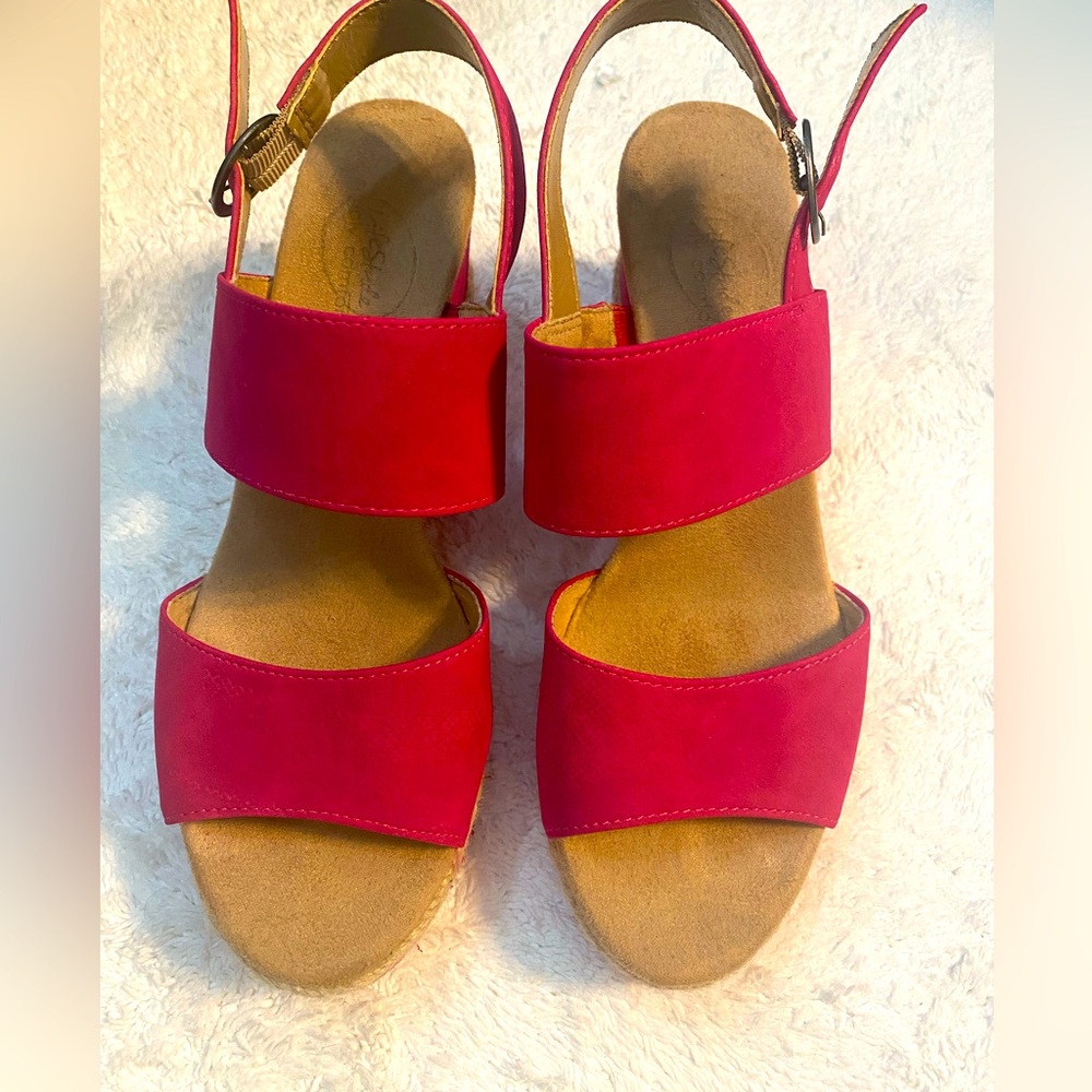 Lifestride Brielle wedge sandal. Sz 7.5